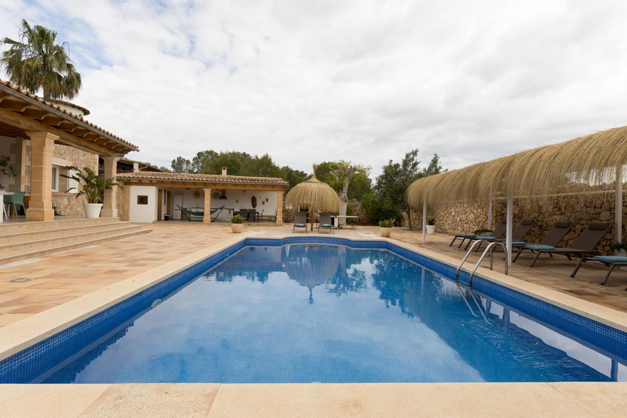 אלקודיה Villa Mestral מראה חיצוני תמונה